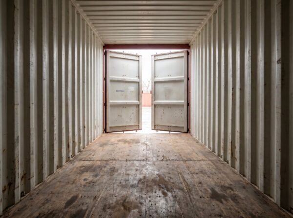 20ft Standard Shipping Container for Wind and Watertight Storage – Used