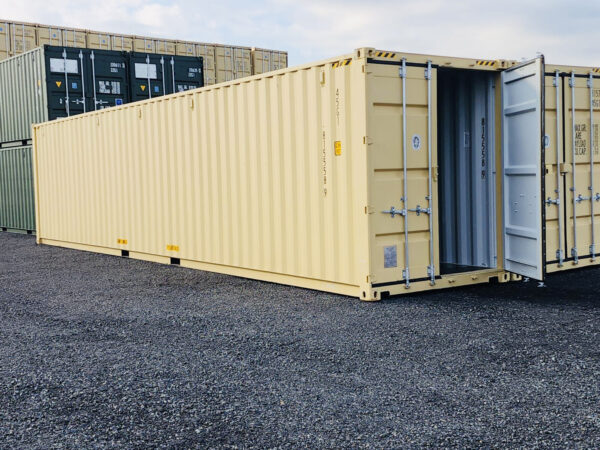 40ft High Cube Shipping Container with Locking Cargo Doors