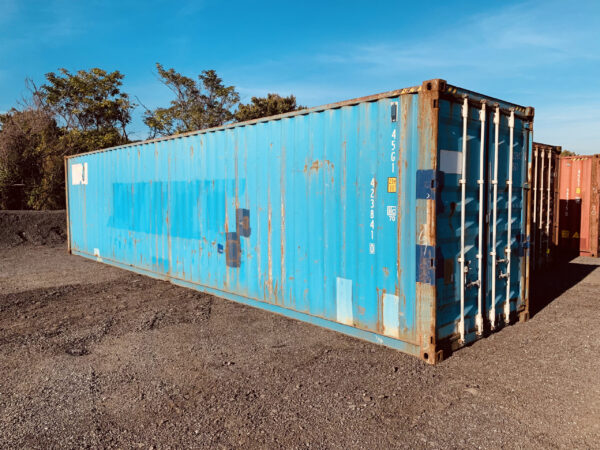 40ft Shipping Container for Wind and Watertight Storage – Used