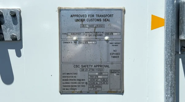 40ft High Cube Refrigerated Shipping Container – New